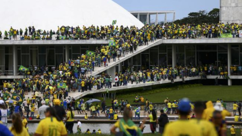 ÇEVİRİ | Bolsonarismo'yu durdurmanın tek yolu halk örgütlenmesidir