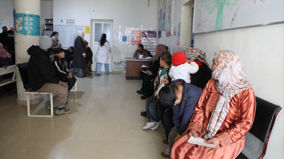 Kobanê 21 gündür ku�atma alt�nda: Elektrik, su, ilaç yok, ekmek bitmek üzere